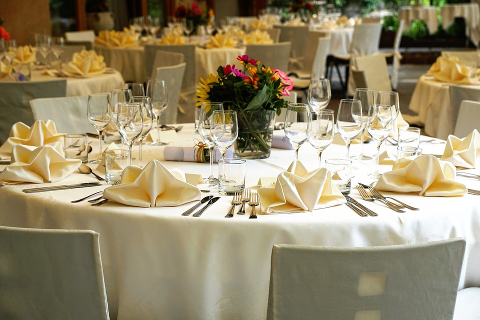 Exquisito catering para bodas: Eventech hace tu día perfecto